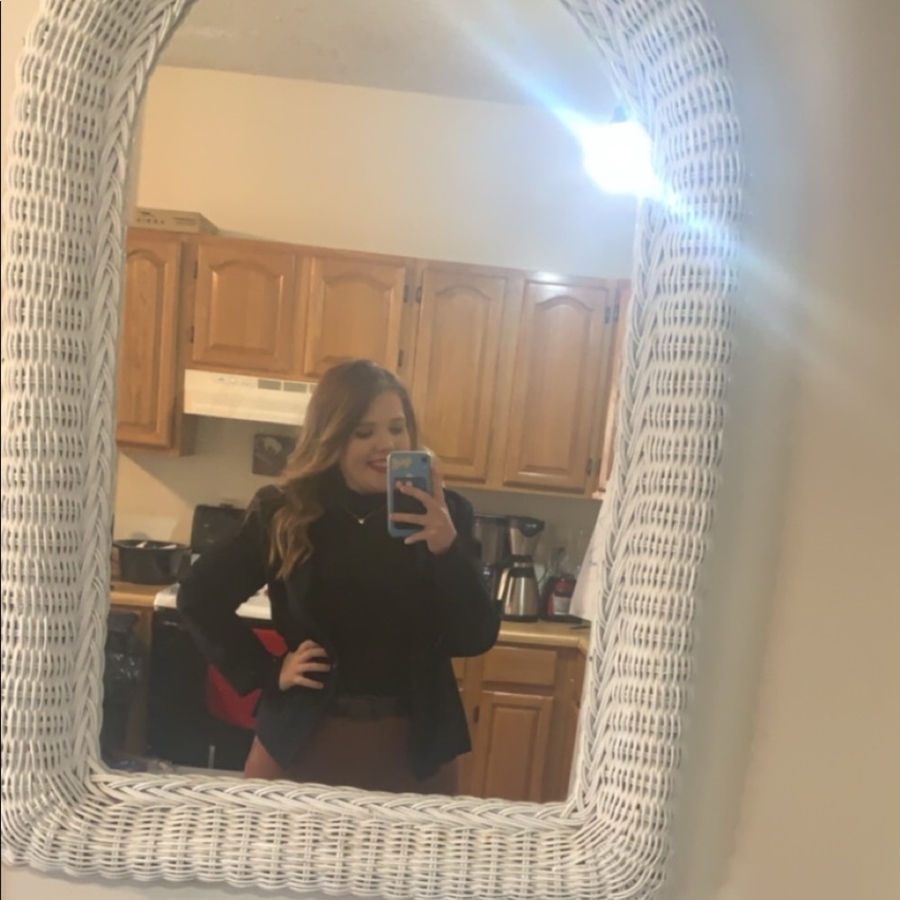 Meet your Posher, Maddie